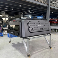 Cubierta Plegable de Acero Galvanizado y Aluminio de 3 Puertas para Camioneta Rivian R1T Long Range de 4.5 pies, Impermeable, con Cerradura, Sin Perforación