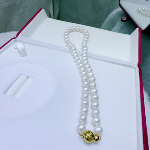 Collar de Perlas Redondas de Agua Dulce Natural Extremadamente Finas de 8-9 mm con Cierre de Ocho de la Suerte, Regalo para Fiestas - Product Image 4