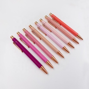 Penne regalo <span class=keywords><strong>a</strong></span> <span class=keywords><strong>sfera</strong></span> con <span class=keywords><strong>penna</strong></span> <span class=keywords><strong>a</strong></span> <span class=keywords><strong>sfera</strong></span> esagonale <span class=keywords><strong>rosa</strong></span> in oro <span class=keywords><strong>rosa</strong></span> di alta qualità con Logo personalizzato insegnante di scuola dell'azienda alberghiera - Product Image 3