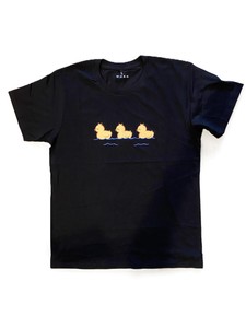 Camiseta OEM ODM con Estampado de Patos para Mujer, Cuello Redondo, 3 Patos en el Agua, Patitos Adorables, Tallas S M L - Product Image 1