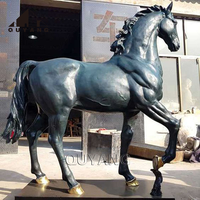 Sculpture de cheval antique en bronze grandeur nature, statue réaliste de cheval debout pour la décoration extérieure de villa et de jardin