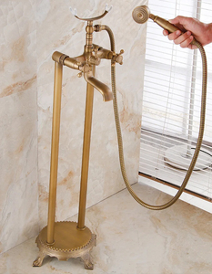 Baignoire autoportante de style européen à poser au sol avec double robinet à bouton croisé et douchette téléphonique HD-TF012 - Product Image 6