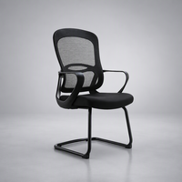 Chaise de bureau ergonomique à dossier haut avec base en forme de traîneau noire, idéale pour les visiteurs et les salles de conférence, expert OEM ODM en chaises cantilever en maille avec soutien lombaire.