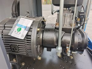 Compresseur d'air industriel à vis HUITONG XINDA 15HP 11KW PM VSD monophasé puissant et durable - Product Image 2