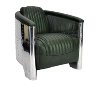 Fauteuil en cuir contemporain avec assise large et accoudoirs confortables pour la lecture à domicile ou au bureau