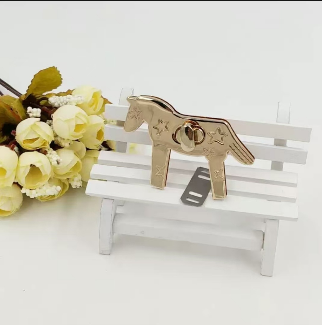09.Pony lock