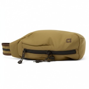 Riñonera de cuero con forro de nailon impermeable para <span class=keywords><strong>mujer</strong></span> personalizada, riñonera cruzada acolchada, bolso con cierre de cremallera para <span class=keywords><strong>mujer</strong></span> - Product Image 3