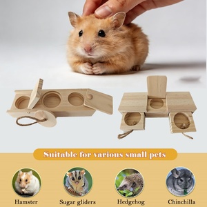 Comedero de Madera Natural con Cajones y Cuerdas para Conejillos de Indias, Hámsteres y Chinchillas - Juguete de Enriquecimiento para Masticar - Product Image 5