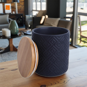 Bougeoir rond parfumé, Design personnalisé, en céramique, forme ronde, pour décor de maison, bocaux de bougie de soja noir, tasse avec <span class=keywords><strong>couvercle</strong></span> en <span class=keywords><strong>béton</strong></span> bambou, 50 pièces - Product Image 1