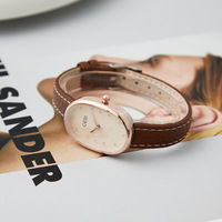 Montre-bracelet à quartz pour femme Goldie, simple, ovale, cadran en nacre de mer profonde, bracelet en cuir de vache, acrylique, écologique, bracelet en litchi