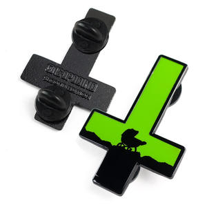 Gros personnalisé croix religieuse broche livre émail dur <span class=keywords><strong>islamique</strong></span> chapeau épingles jésus - Product Image 2
