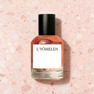 Parfum en gros pour collection privée, Litchi Rose, Doux et fruité, Tenue longue durée toute la journée, Élégant et naturel, Eau de Parfum pour Femme - Product Image 2
