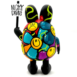 Juguete de Vinilo PVC Personalizado de Fábrica, Diseño Redondo de Conejo con Graffiti, Bloques de Color, Cara Sonriente y Flor, para Decoración del Hogar, Auto, Oficina y Escritorio - Product Image 4