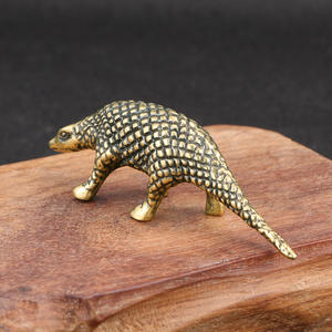 Fare vecchi ornamenti in ottone antico pangolino giocattoli in ottone solidi piccoli mestieri in bronzo. - Product Image 6
