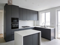 Set Kabinet Dapur Bentuk L Desain Minimalis Modern, Furnitur Lengkap Ukuran Kecil, Unit Kabinet Melamin Hitam dengan Wastafel