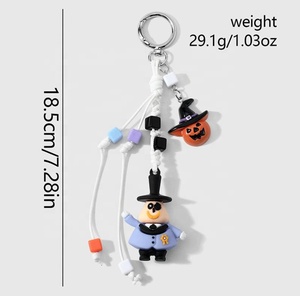 Llavero <span class=keywords><strong>de</strong></span> Halloween con diseño <span class=keywords><strong>de</strong></span> Mano del Monstruo <span class=keywords><strong>de</strong></span> Wednesday Addams y Murciélago Fantasma, con cordón negro anudado y cuentas rojas - Product Image 5