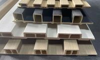 Pannelli Murali WPC Personalizzati per Esterni Rivestimento Impermeabile Antistatico Garanzia 5 Anni Design Moderno per Pareti Domestiche