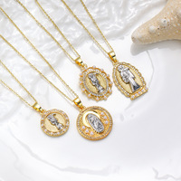 Vente en gros de femmes à la mode en cuivre incrusté de zircon imitation perle bicolore vierge marie pendentif en forme de coeur collier en laiton