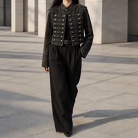 Veste en jean d'été pour femme, noire délavée, courte, respirante, avec détails de boutons argentés métallisés aux épaules