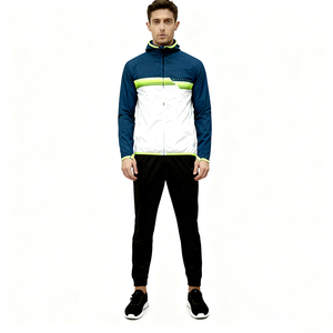 Custom <strong>Waterproof</strong> Running <strong>Jacket</strong> with Zipper <strong>Thin</strong> Polyester Spring Season Quick Dry &amp; Wind Proof - Product Image 3