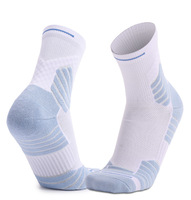 Chaussettes de sport de basketball en gros, 100% coton tricoté, chaussettes de performance à hauteur de la cheville, taille personnalisée, bas à revers pour l'automne