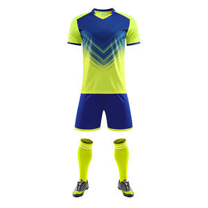 Camisetas de Fútbol Personalizadas al por Mayor, de Spandex/Algodón, con Impresión por Transferencia de Calor, Conjunto de Uniforme de Fútbol Unisex, Pantalones Cortos de Verano - Product Image 1