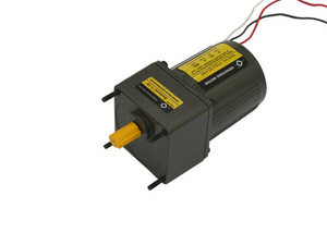 Moteur Ningbo Beilun 80YYJ25-3 avec boîte de vitesses GK-30 W, moteur à condensateur 220V - Product Image 2