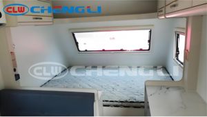 Remolque de Viaje Personalizado Totalmente Equipado con Cocina, Cama y Baño - Casa Rodante Pequeña - Product Image 4