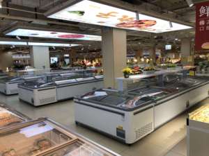 Congelador Comercial Combinado Tipo Isla con Vitrina Superior de Vidrio para Exhibición de Helados en Supermercados - Product Image 4