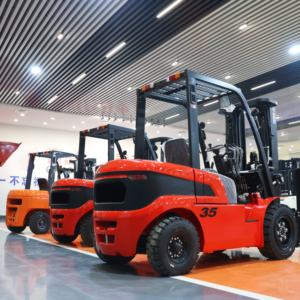 รถยกดีเซล 3 ตัน 5 ตัน สำหรับขนถ่ายสินค้า เหมาะสำหรับใช้งานทุกสภาพพื้นผิว ได้รับการรับรองมาตรฐาน CE ระดับสากล - Product Image 3