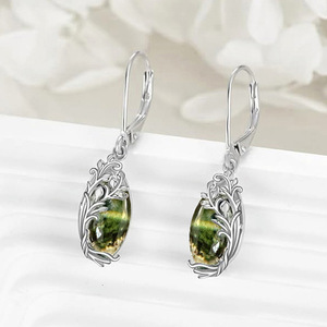 Orecchini Pendenti a Foglia di Vite Traforata Marquise per Donne, Gioielli di Design Vintage Unici e alla Moda - Product Image 6