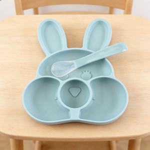 จานอาหารการ์ตูน ถาดใส่อาหาร ชุดอาหารบนโต๊ะอาหาร เป็นมิตรกับสิ่งแวดล้อม ทนทาน ทำจากซิลิโคน สำหรับเด็ก จานแบ่งส่วน พร้อมแผ่นรองจาน ช้อน ปลอดภัยสำหรับอาหาร - Product Image 1