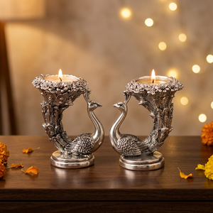 Ensemble de porte-bougies en laiton plaqué argent 999 R.K. INTERNATIONAL motif paon |   Noël, luxe, fait main, résistant à la chaleur, écologique - Product Image 2