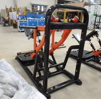Machine d'extension des triceps à charge libre SK Commercial Equipment pour l'entraînement de la force des bras, équipement de fitness pour usage professionnel en salle de sport