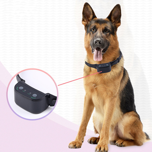 Collar de entrenamiento para perros impermeable recargable por control remoto con spray para detener el control de ladridos y corregir los malos hábitos - Product Image 2