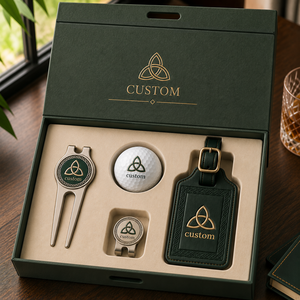 Set de Regalo de Golf Personalizado al por Mayor con Diseño de Nudo <span class=keywords><strong>Celta</strong></span> Irlandés Triquetra: Herramienta para Divots, Marcador de Pelota, Clip para Gorra y Etiqueta de Cuero para Bolsa, con Caja de Regalo - Product Image 1