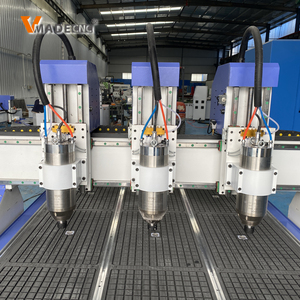 Fresatrice CNC a 3 Assi Multi-Testa per Intaglio di Gambe di Divani, Sedie e Tavoli in Legno, Router CNC Rotante - Product Image 3