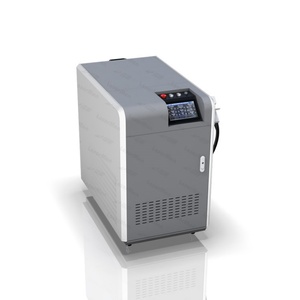 Machine de nettoyage laser continue à double oscillation 3000w enlèvement efficace revêtements de peinture antirouille construction navale aérospatiale automobile - Product Image 1