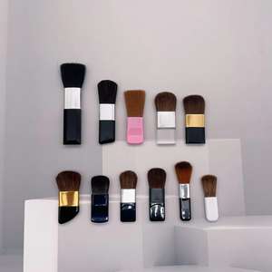 YRX Single Individual Little Cosmetic Tool Accesorio Regalo <span class=keywords><strong>Original</strong></span> Factory <span class=keywords><strong>Outlet</strong></span> Mejor precio Buena calidad <span class=keywords><strong>Maquillaje</strong></span> Little Brush - Product Image 2