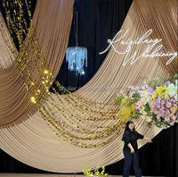 Voilages élégants préfabriqués sur mesure, grandes franges, draperies et cantonnières pour la décoration de mariage