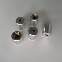 Raccord en laiton pour la réfrigération, pièces de climatisation, cuivre coloré, surface lisse, bouchon de bouteille de réfrigérant rond avec verrouillage de sécurité et clé