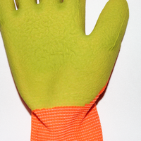 Gants de sécurité pour jeunes SUNCEND personnalisables en gros, haute qualité, 13 jauges, en polyester, avec paume enduite de mousse de latex verte et doublure orange