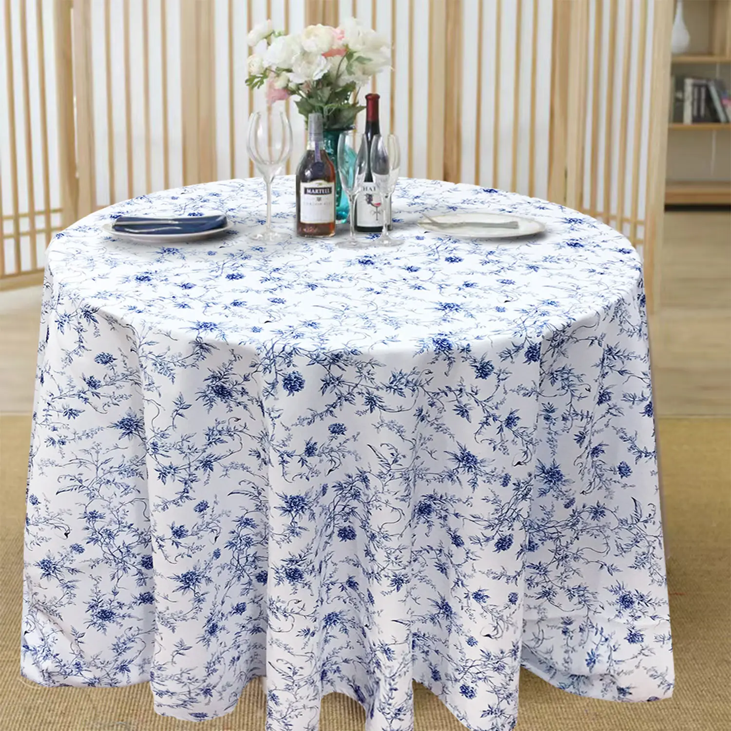 ผ้าปูโต๊ะผ้าฝ้ายโพลีเอสเตอร์58 "R พิมพ์ลายดอกไม้บล็อกสีฟ้าผ้าปูโต๊ะสำหรับงานเลี้ยงวันเกิดสำหรับงานแต่งงานโลโก้ที่กำหนดเอง