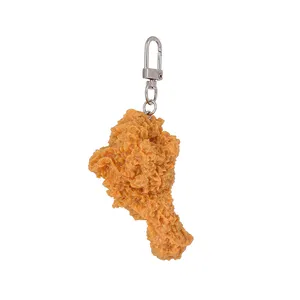 Portachiavi portachiavi per pollo con patatine fritte realistiche nella borsa per ragazza carina accessori per portachiavi cibo di simulazione