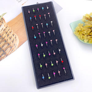 40 pièces/boîte Anneaux de <span class=keywords><strong>nez</strong></span> en <span class=keywords><strong>strass</strong></span> Acier inoxydable 316L Bijoux de <span class=keywords><strong>piercing</strong></span> pour narine Anneau de <span class=keywords><strong>nez</strong></span> 8mm Cartilage Tragus Boucle d'oreille fine - Product Image 6