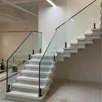 Rampe de balcon moderne en acier inoxydable pour projets résidentiels et immeubles d'appartements – Prix usine – Garde-corps en verre pour terrasse et escalier