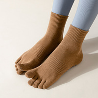 Chaussettes de Pilates de danse de ballet pour femmes Grip 5 Toes Chaussettes de yoga antidérapantes