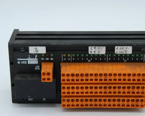 وحدة تحكم برمجة PLC أصلية جديدة M-1410-001 للأتمتة الصناعية في المستودعات - Product Image 1