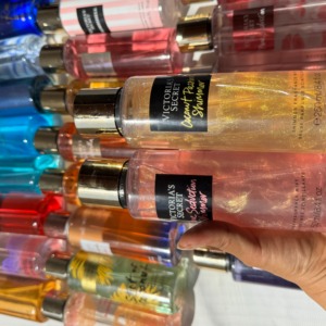 Ensemble de brumes corporelles liquides luxueuses Victoria Secret, toutes les senteurs, longue durée, 250 ml, brume <span class=keywords><strong>parfum</strong></span>ée, marque originale, <span class=keywords><strong>parfum</strong></span> pour femmes - Product Image 3