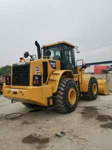 Excavatrice hydraulique Caterpillar 966G d'occasion à prix avantageux, 10 tonnes, moteur Cummins, 90% neuve avec pompe moteur, modèle 2016, capacité de la benne de 1,2 m³ - Product Image 6